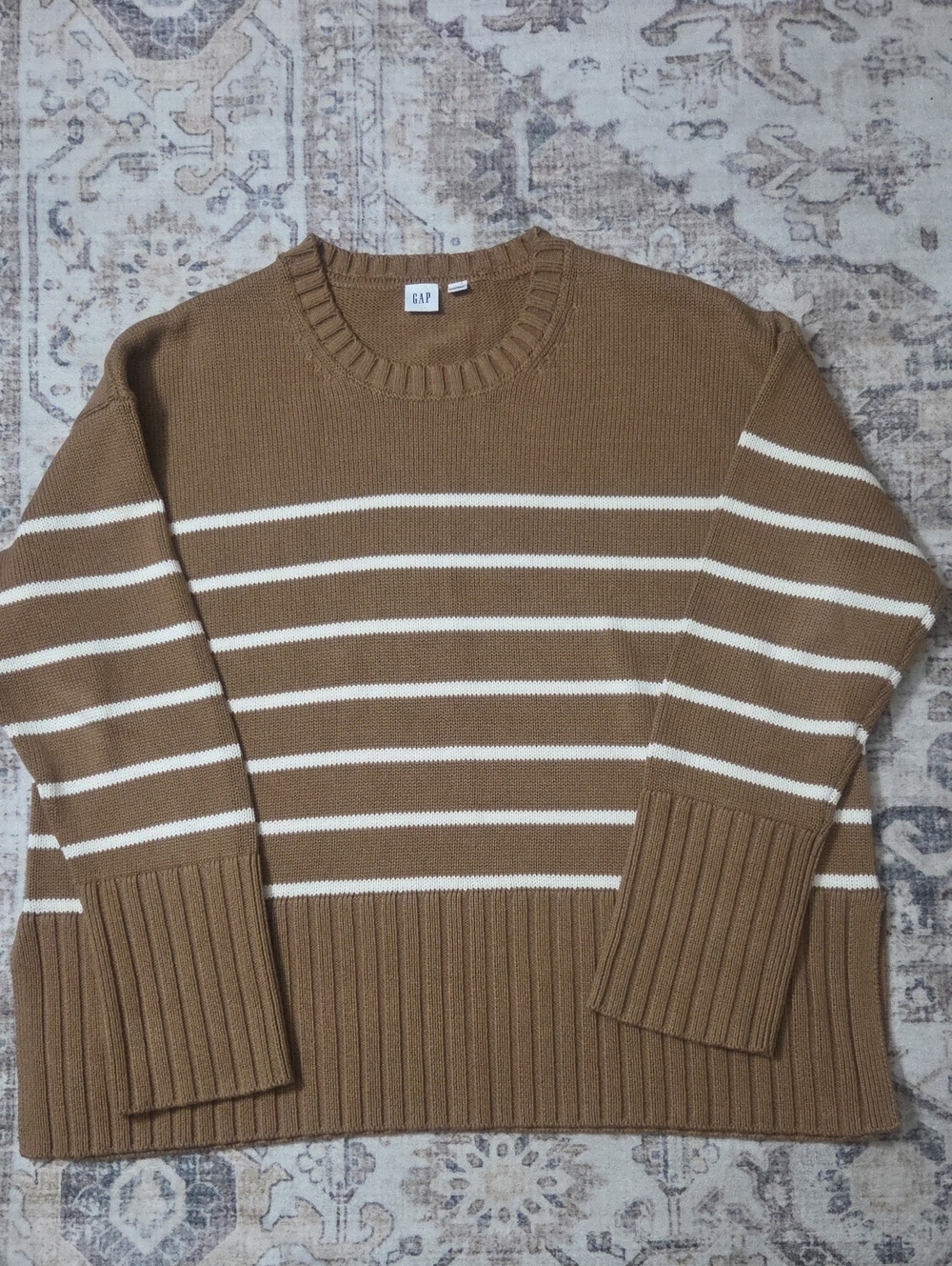 GAP Wonen's Tan and Cream Striped Crewneck Sweater